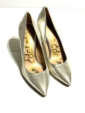 Sam Edelman Metallic Gold Pointed Toe Heels